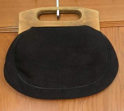 Bolsa de mão vintage de malha A & L com alças de madeira - Preta  - Imagem 1 de 4