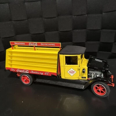 Camión de reparto Coca-Cola 1928 de Danbury como nuevo con caja y espuma de poliestireno solamente. Foto 1 de 4