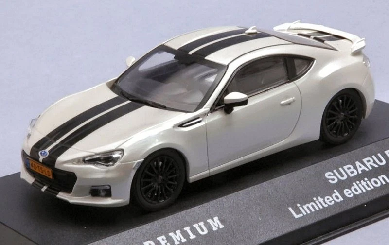 Subaru BRZ 2013 Pearl White 1:43 T9C P10024 - Immagine 1 di 1