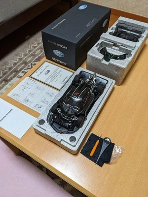 AutoArt 1/18 Pagani Zonda R Diecast Model Collectible Gift Scale 1/18 - Image 1 of 4