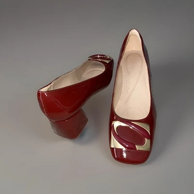 Clark’s Nyta 45 Jazz Pump Talla 7 Rojo Charol Puntera Cuadrada Tacón Bloque Foto 1 de 4