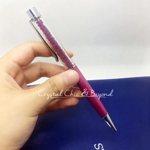 NUEVO EN CAJA AUTÉNTICO SWAROVSKI Cristalino Dama Bolígrafo Color Fucsia 1097048 - Imagen 1 de 2