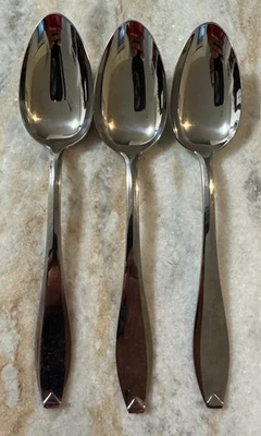 Cuchara sopera 3 lugares/ovalada Bright Dawn (ino inoxidable) de Continental Silver 7 1/8 Foto 1 de 4