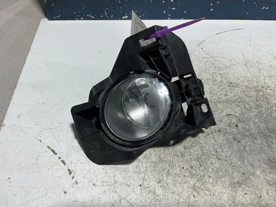 Parachoques antiniebla montado en la esquina/luz de estacionamiento para pasajeros para 04-19 SENTRA 858651 Foto 1 de 4