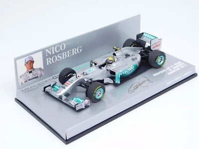 MINICHAMPS Nico Rosberg Mercedes GP Petronas AMG W02 410110078 1:43 2011 showcar - Bild 1 von 4