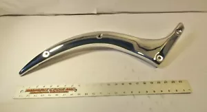 SUZUKI VL800 NEW RIGHT FRAME HANDLE GRIP RAIL 41610-41F00 VL 800 BOULEVARD lm - Picture 1 of 12