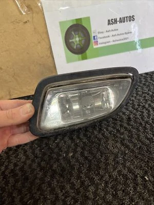 LUZ ANTINIEBLA IZQUIERDA/DELANTERA LÁMPARA DE PARACHOQUES DELANTERA Jaguar XJ6 XJ12 XJR X300 1994-1997 Foto 1 de 4