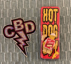 Citizen Brick: Hot Dog Guy 2022 Minifigure Brand New Mustard Board + CBD Sticker - Picture 1 of 1