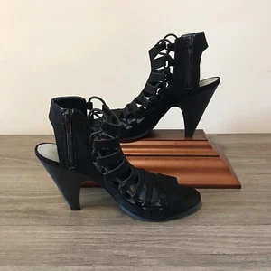 Women’s Black Strappy Gladiator Suede Heels Size 9 Hot Tomato - Picture 1 of 12