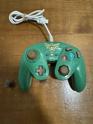 Controlador Gamepad PDP Wired Fight Pad Wii Wii U Zelda Link Foto 1 de 3