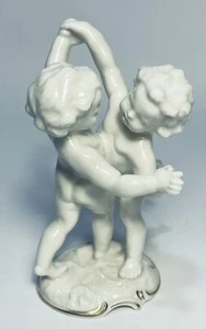 Two Cherubs Dancing Hutschenreuther Kunstabteilung Selb Germany Tutter Gold Gild - Picture 1 of 5