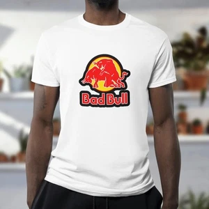 Camiseta Bad Bull Divertida Parodia Bebida Energética Top Matador Novedad Camiseta 089 - Imagen 1 de 5