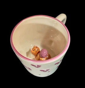 1998 Home ETC Pier 1 Purple Pawprint Cat Kitten Surprise Ceramic Mug - Imagen 1 de 14