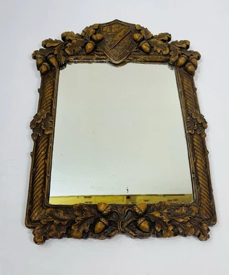 Espejo de pared de madera Syroco vintage con escudo de velero diseño de hoja de bellota MCM leer Foto 1 de 4