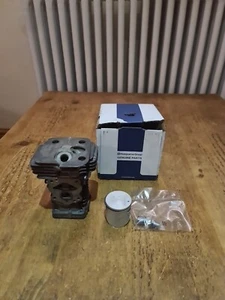 New Genuine Husqvarna 450 450E Chainsaw Cylinder And Piston Pot Piston Assembly - Picture 1 of 4
