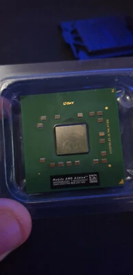 CPU AMD Mobile Athlon 3000  - Immagine 1 di 2