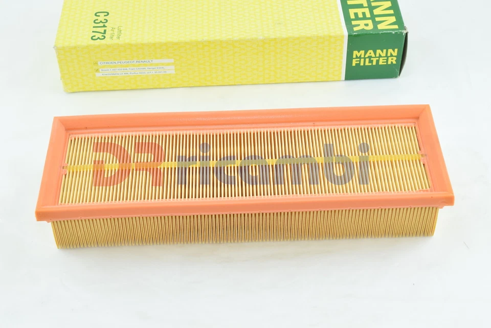 Filtre à Air Citroen Berlingo Xantia Xsara Zx Peugeot 306 405 406 Mann C3173 - Photo 1/4