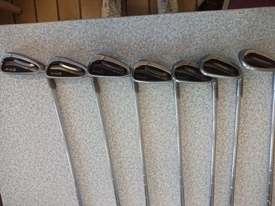 Ping G25 Eisensatz / 5-9-PW+SW / Schwarz Punk/ Regular CFS Flex Ping CFS Shafts - Bild 1 von 4