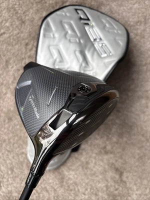 Taylormade Qi35 Driver 10.5 Degrees Ventus Blue 5 Stiff - Image 1 of 4