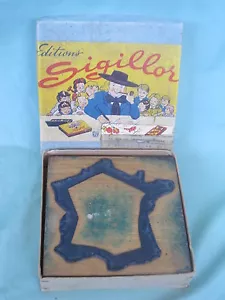 S647 ANCIEN TAMPONS SCOLAIRE RARE STAMP EDITIONS SIGILLOR METZ FRANCE - Imagen 1 de 1
