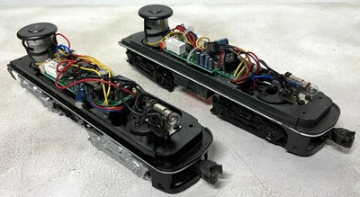 WILLIAMS O SCALE DIESEL LOCOMOTIVE FRAME/CHASSIS -LOT OF 2- 1 RUNS & 1 FOR PARTS - Image 1 of 4