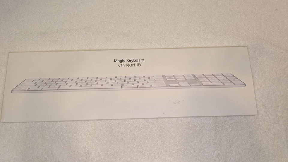 APPLE - Magic Keyboard w/ Touch ID &Numeric Keypad - A2520 - MK2C3Z/A - Silver - Image 1 of 4