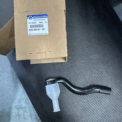 OEM 2016-2024 Mopar Dodge Jeep Durango Cherokee Tie Rod exterior derecho 68303630AA Foto 1 de 4