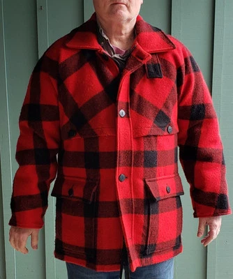 VINTAGE EDDIE BAUER GUIDE COAT w/INSULATE LINING~RED BUFFALO PLAID~MENS L - Image 1 of 4