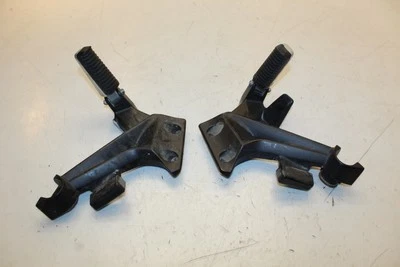 2019 雅马哈 FJR 1300 后脚支架踏板套装一对 1MC-2741L-00-00 — 第 1/4 张图片