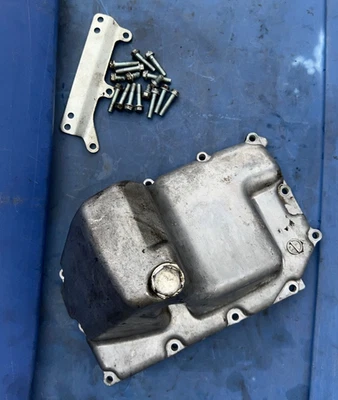 09-2016 SUZUKI GSXR 1000 gsxr1000 gixxer болты крышки масляного поддона двигателя двигателя - Изображение 1 из 4