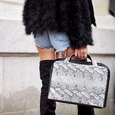 Laptop bag case briefcase EMJ Company | Vegan leather | 15 inch laptops - Image 1 of 3