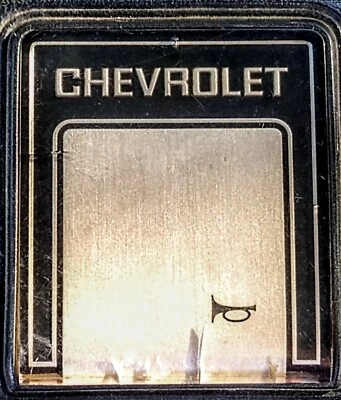 81-87 Chevrolet Truck 1500 Volante Botón Bocina OEM K5 Blazer Suburban Foto 1 de 4