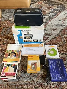 HP PHOTOSMART A617 COMPACT PHOTO INKJET PRINTER 5X7" PHOTOS With Box And Manuals - Picture 1 of 18