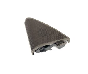 W204 C204 Mercedes 2012 C250 Front Left Side Door Panel Tweeter Speaker Cover - Picture 1 of 8