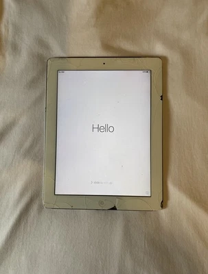 Apple iPad 2 white Wi-Fi 16GB 9.7" Display Dual Camera iOS Tablet - Image 1 of 4