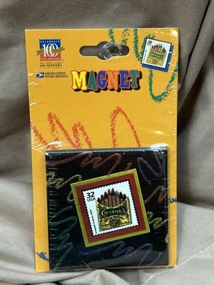 USPS Crayola Crayones 32 centavos sello postal imán de refrigerador 1998 nuevo en paquete Foto 1 de 3
