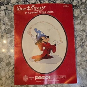 Walt Disney Characters In Counted Cross Stitch Booklet #5070 Paragon Needlecraft - Picture 1 of 3