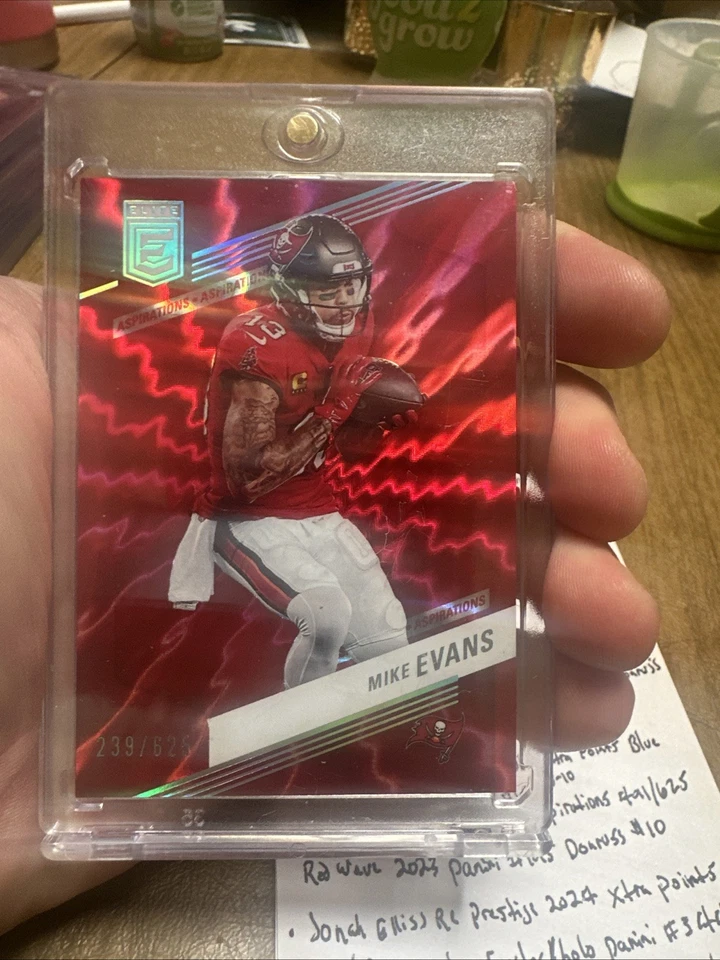 Mike Evans Elite Aspirations 239/625 2023 Panini - Image 1 of 4