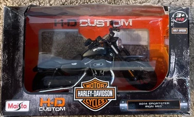 *NEW* 2014 HARLEY DAVIDSON SPORTSTER IRON 883 by Maisto - 1:12 Die Cast - Image 1 of 4