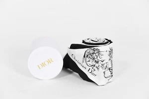 Christian Dior Zodiac Mitzah Silk Scarf in White & Black with Box - Bild 1 von 10