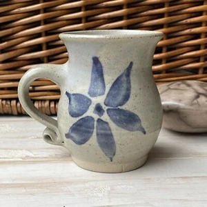 Vintage Begelly Pottery Wales Studio Pottery Mug Signed Floral Grey Glazed - Picture 1 of 9