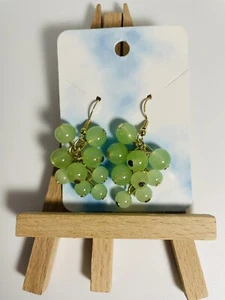 Vintage Style Green Grape Dangle Earrings 1" Drop Fruit Jewelry Elegant Retro - Picture 1 of 2