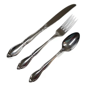 STRATHMORE Stainless By Oneida Ltd Deluxe Dinner Knife Dinner Fork and Teaspoon - Picture 1 of 2