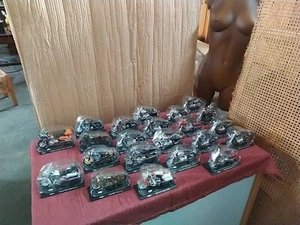 Harley - Davidson/Maisto 1:18 COLLEZIONE TEMATICA di 22 Modellini - Mai Giocati - Foto 1 di 13