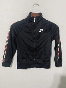 Nike Boy Black Long Sleeves Zippered Sweater Size 6-7 Years Embroidered Logo - Picture 1 of 8