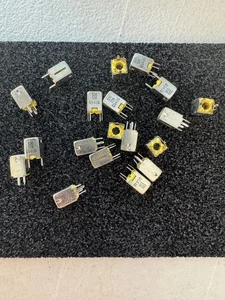 NE545SN-100106 Ferritkern mit Schildgehäuse MC139 Ser Toko geformte Spulen Posten 100ea - Bild 1 von 3