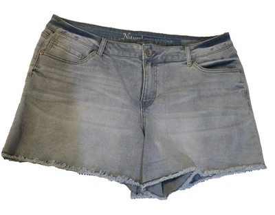 Shorts jeans elástico feminino Natural Reflections lavagem leve tamanho 18 - Imagem 1 de 4