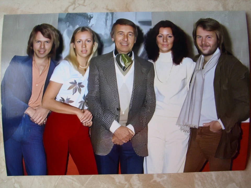 * ABBA *    Foto  ABBA - Bild 1 von 1