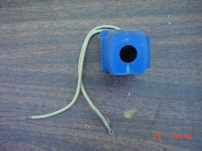 SPERRY VICKERS COIL 220/230VAC 422874  - Image 1 of 4