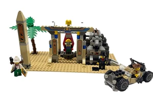 LEGO Vintage Adventurer's Desert 5958 Mummy's Tomb - 100% Complete - Picture 1 of 11